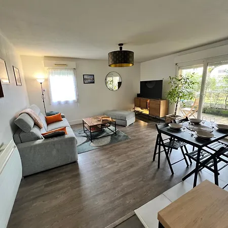 Appartement 6 Personnes Talence Centre Ville Exterior photo